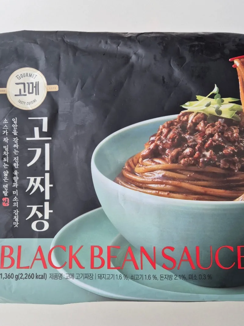 고메 고기짜장 봉지 앞면, 1,360g